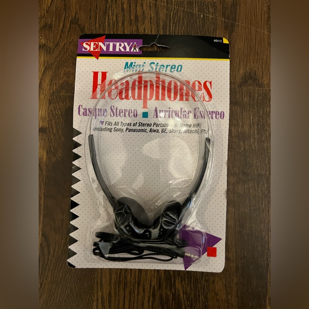 NIP Sentry Mini Stereo Over-Head Headphones H0415